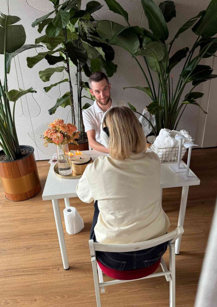 masaż dłoni z medytacją